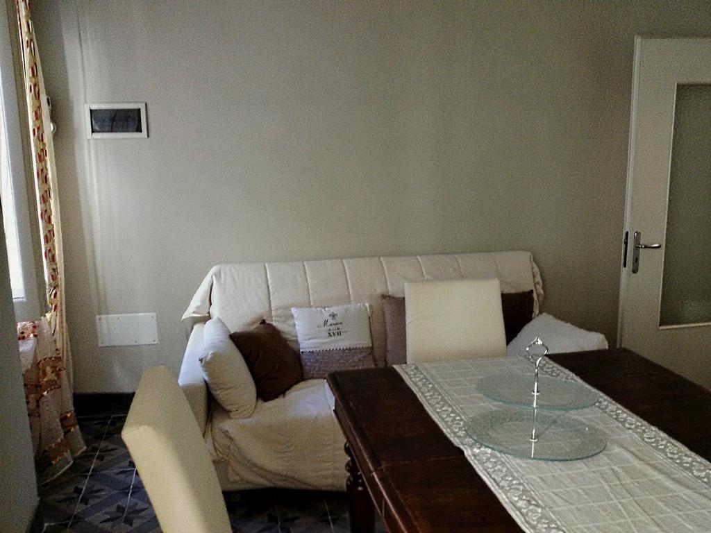 Montegrazie Apartment インペリア エクステリア 写真